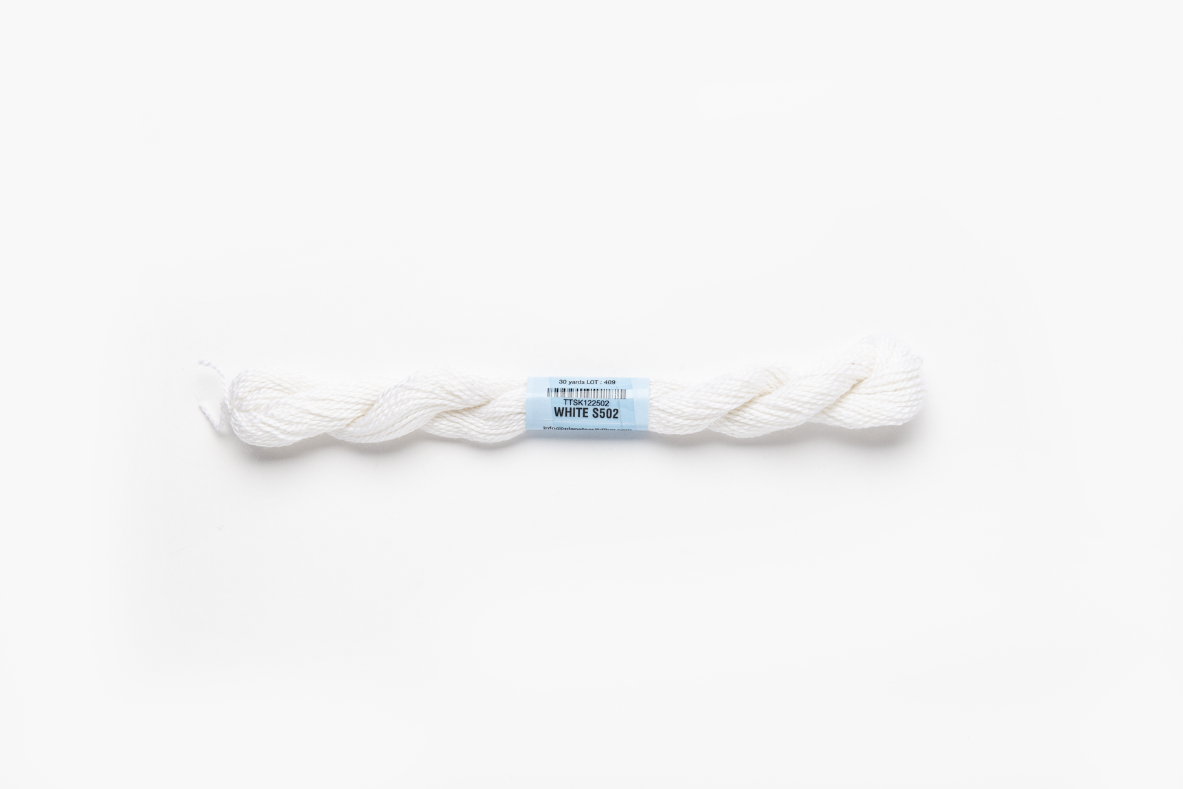 Essentials Skeins 502 White