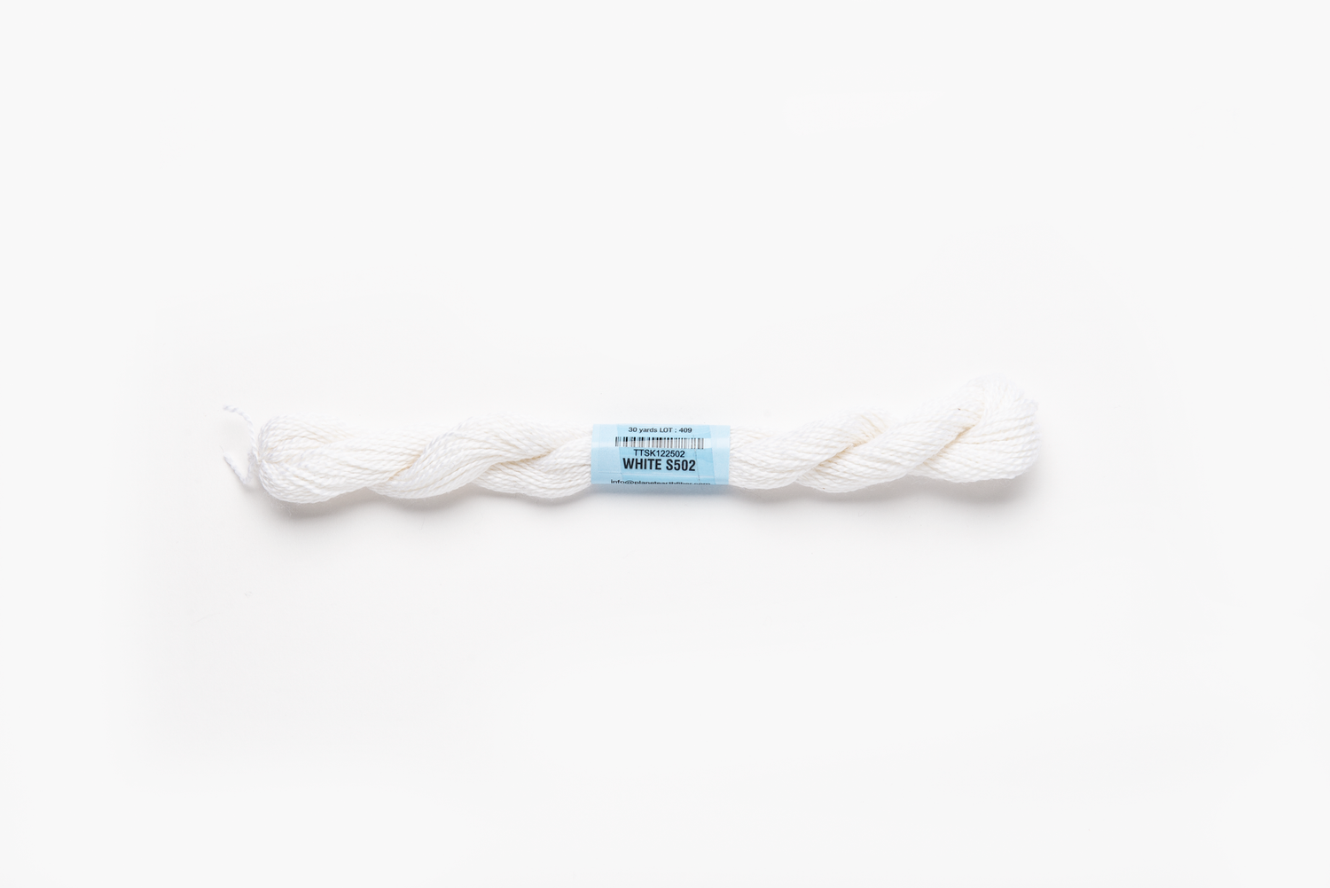 Essentials Skeins 502 White